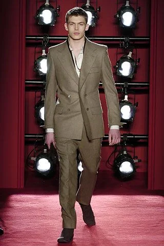 Look 27